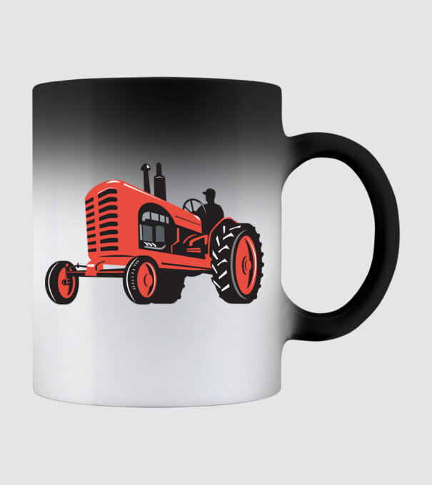 TRACTOR model negru pe tricou