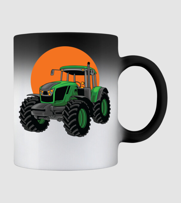 TRACTOR model negru pe tricou
