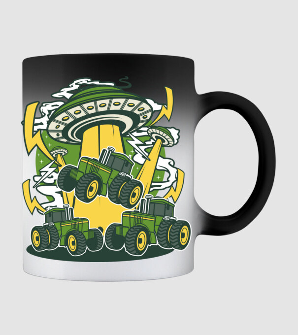 TRACTOR model negru pe tricou