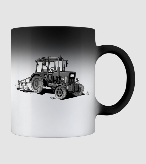 TRACTOR model negru pe tricou