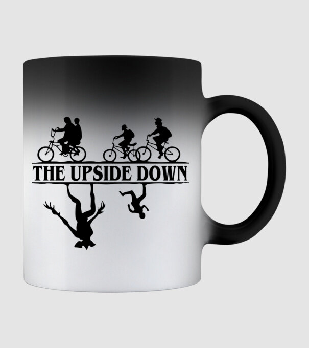upside down model negru pe tricou