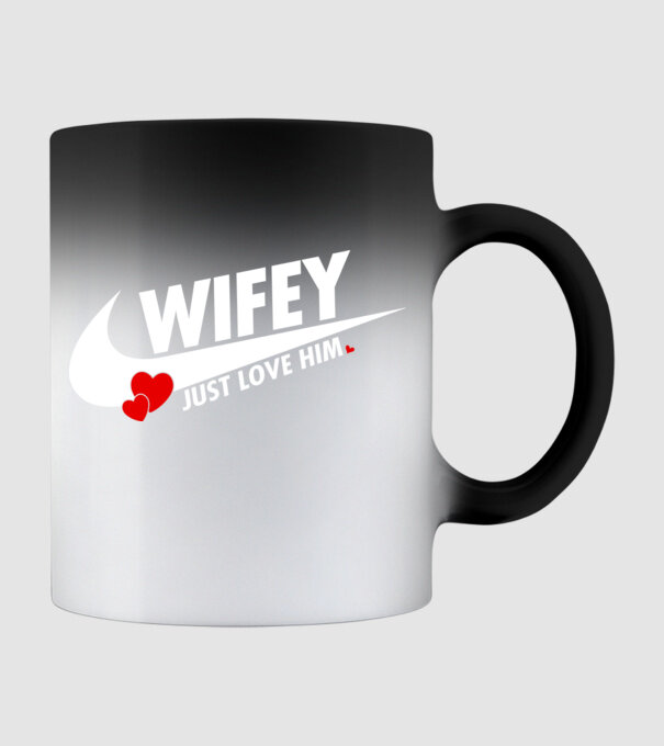 Wifey Just love him alb model negru pe tricou