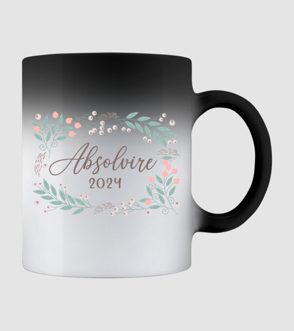 Absolvire 2024 model negru pe tricou