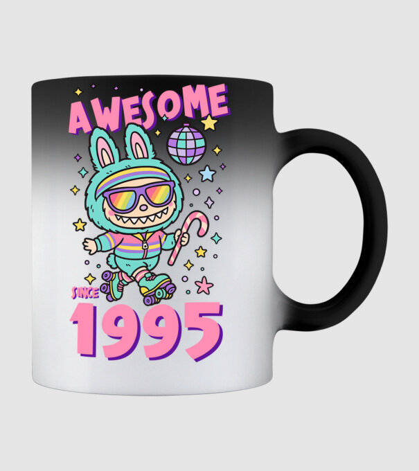 Awesome since 1995 - Labubu model negru pe tricou