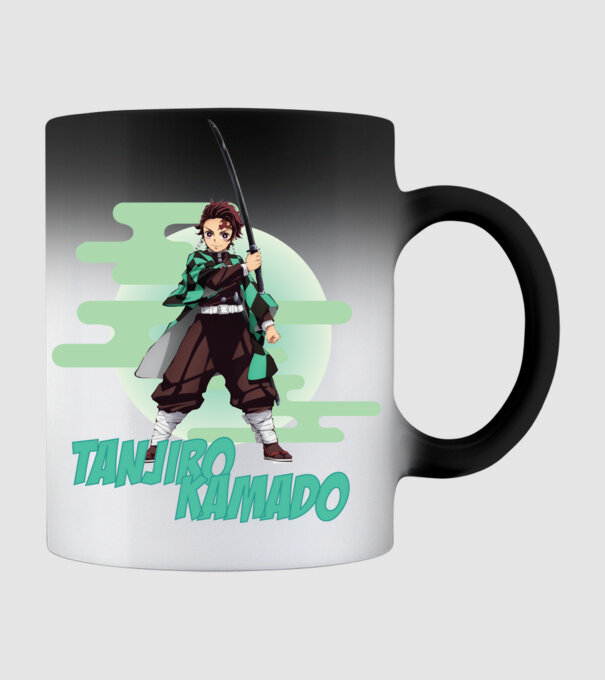 Demon Slayer Tanjiro model negru pe tricou