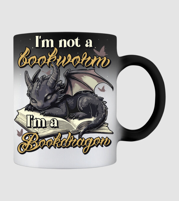 I am not a bookworm i am a bookdragon model negru pe tricou