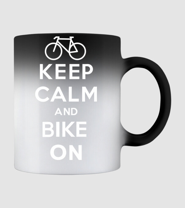 Keep calm and bike on model negru pe tricou