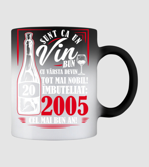 Un Vin Bun 2005 - Negru model negru pe tricou
