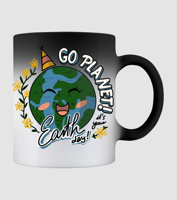 Go planet model negru pe tricou