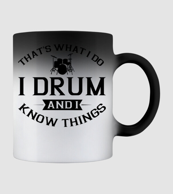I drum I drink and I know things model negru pe tricou