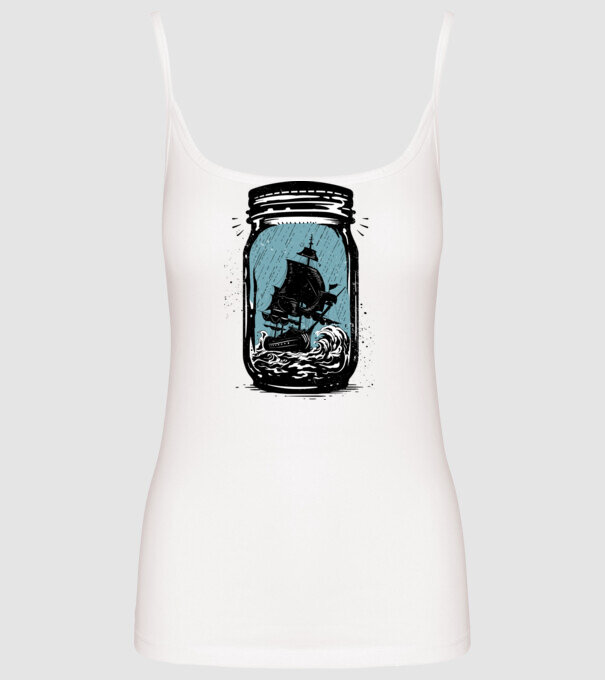 Trapped model alb pe tricou