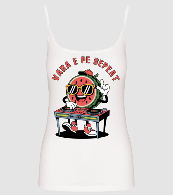 Vara e pe repeat model alb pe tricou