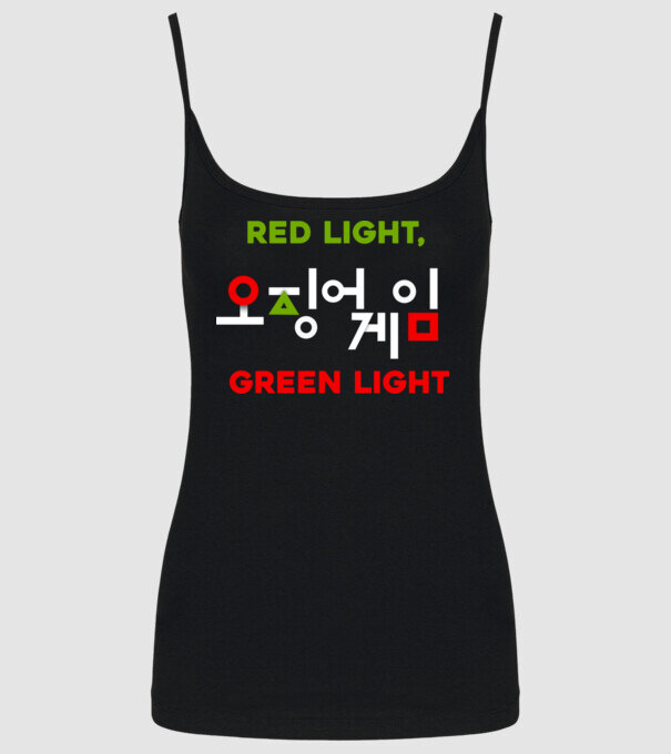 red light green light model negru pe tricou