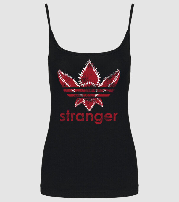 stranger things logo model negru pe tricou