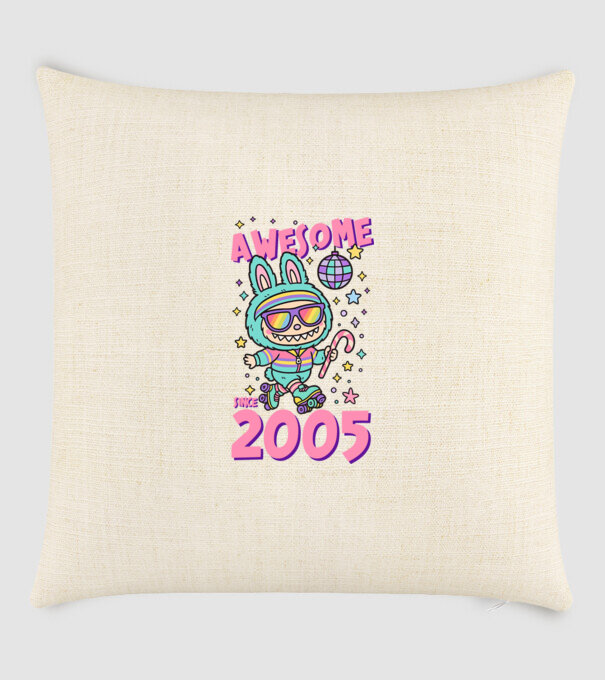 Awesome since 2005 - Labubu model nisipiu pe tricou
