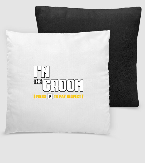 I'm the Groom model negru pe tricou