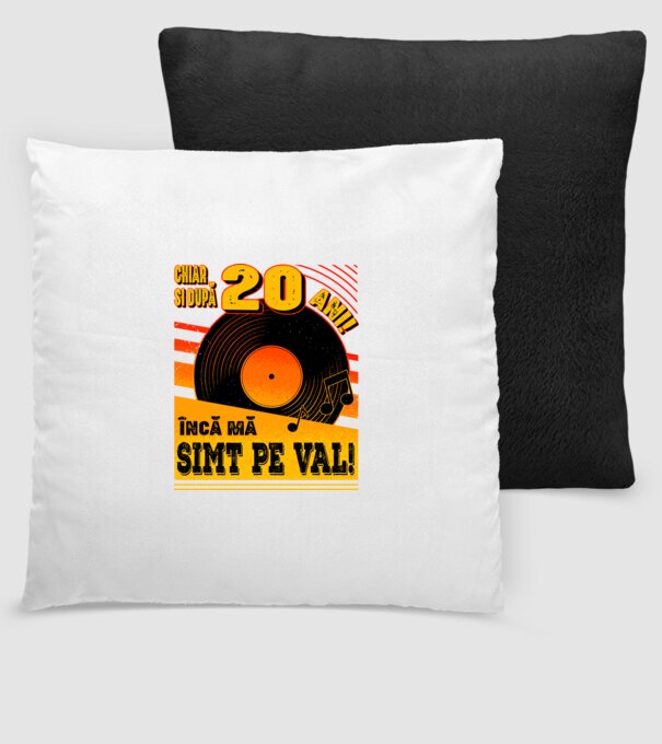 Încă mă simt pe val! 20 model negru pe tricou