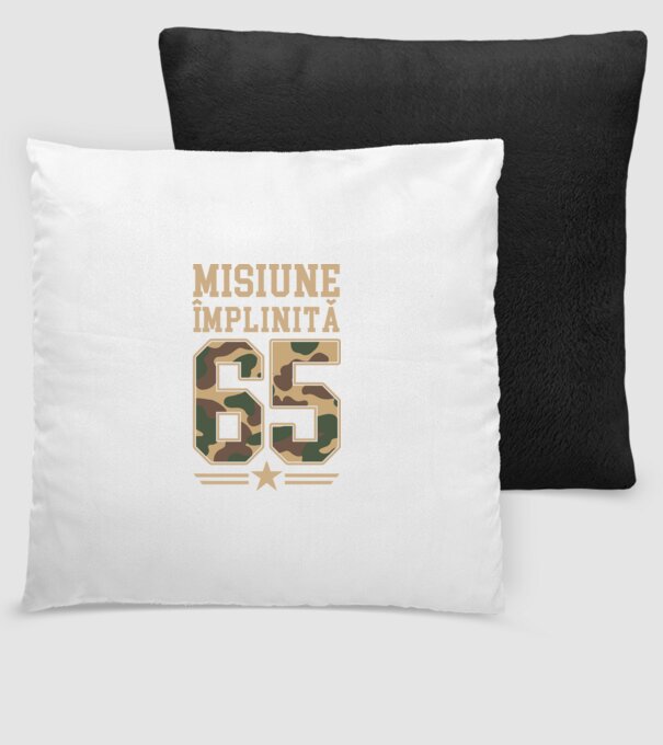 Misiune împlinită 65 model negru pe tricou