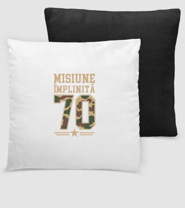 Misiune împlinită 70 model negru pe tricou