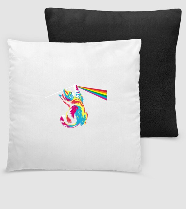 Pisica prismă model negru pe tricou