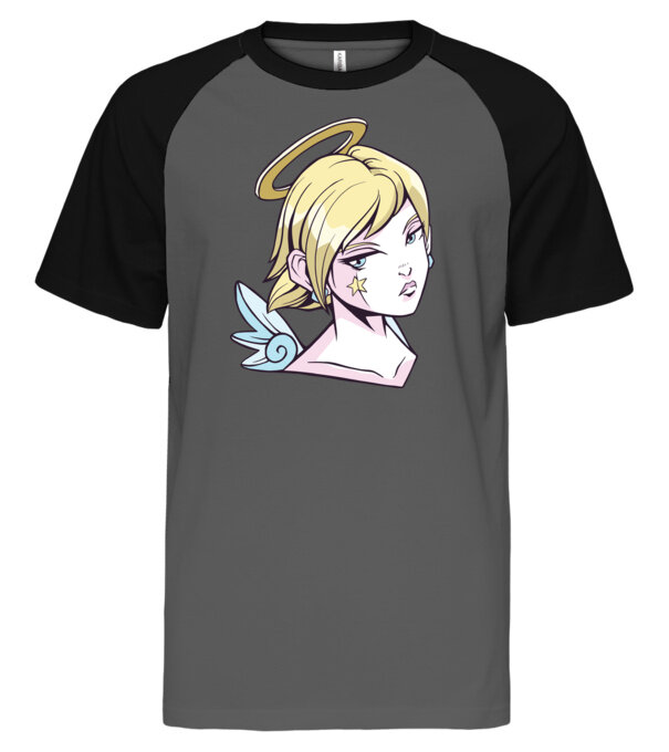  model  pe tricou