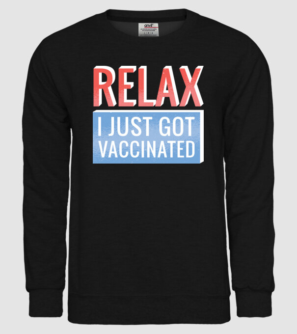 Fii calm, sunt vaccinat model negru pe tricou