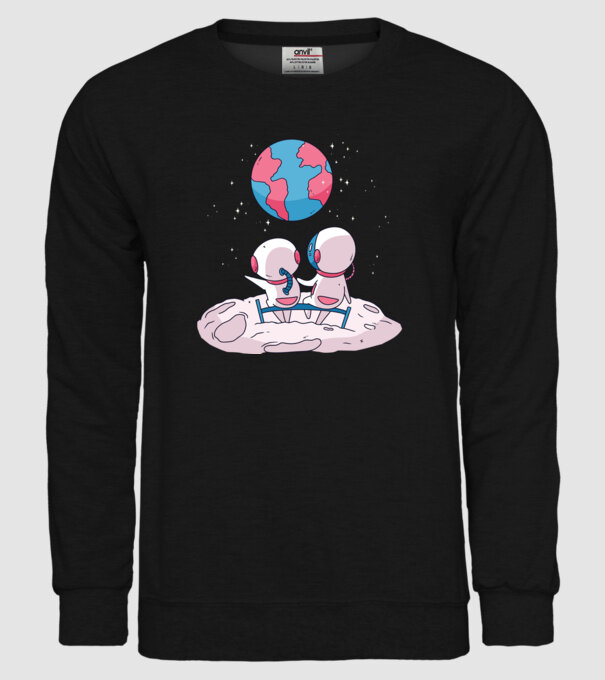 Astronauți drăguți model negru pe tricou