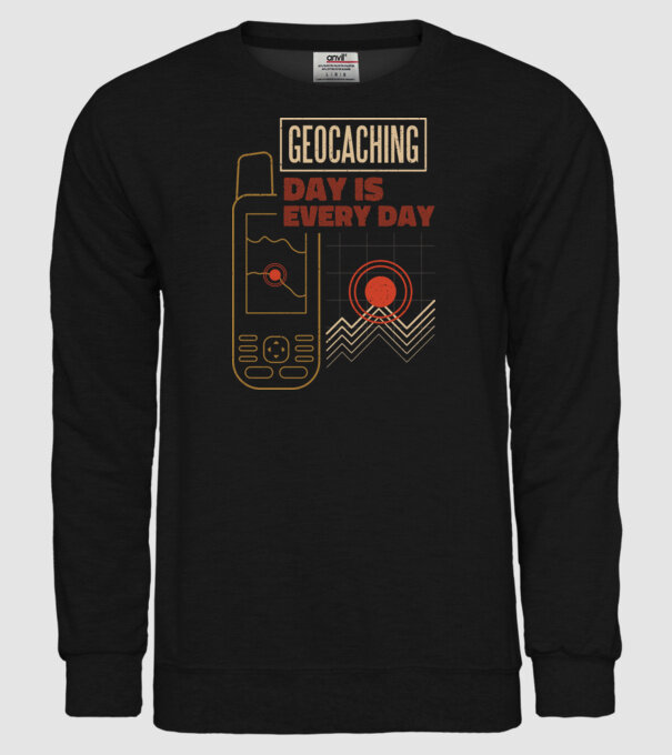 Geocaching model negru pe tricou