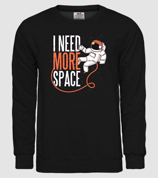 I need more space tricou astronaut model negru pe tricou