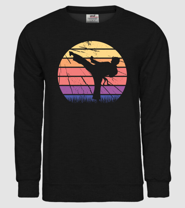 Karate Retro model negru pe tricou