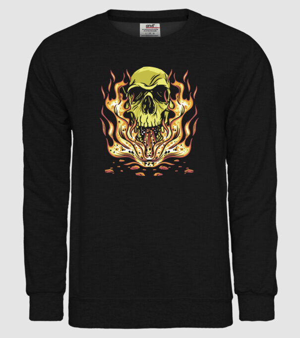 Craniu în flăcări model negru pe tricou
