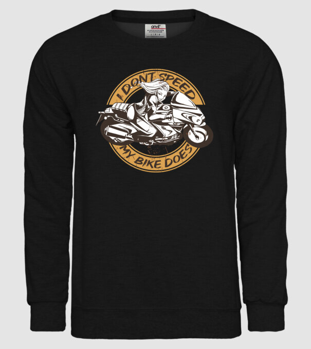 Fată Motociclist model negru pe tricou
