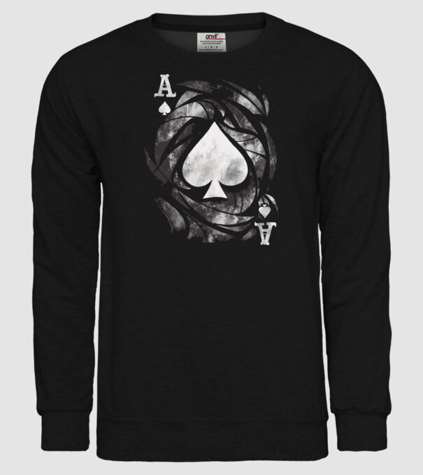 As de pică model negru pe tricou
