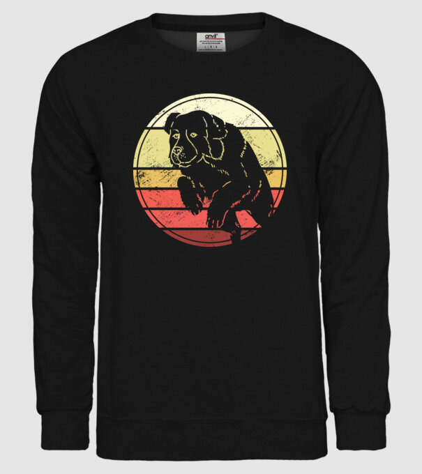 Câine Retro Landseer model negru pe tricou