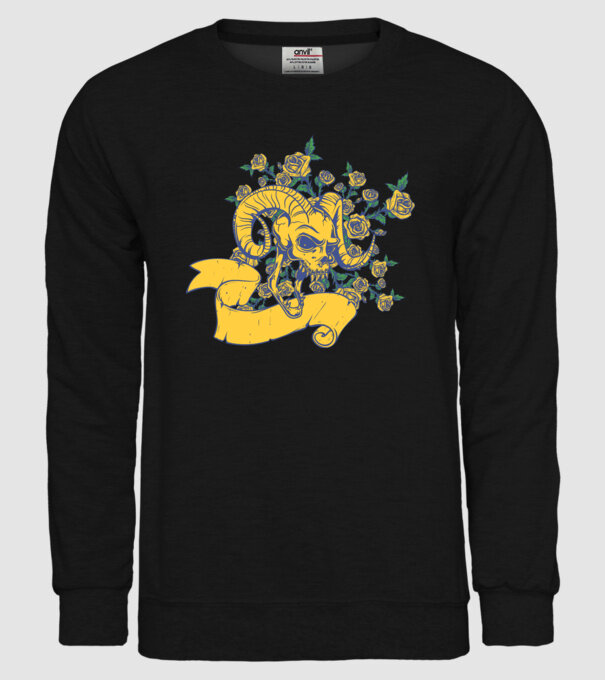 Skull with Roses model negru pe tricou