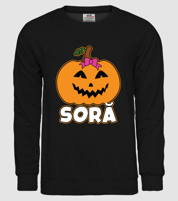 soră model negru pe tricou