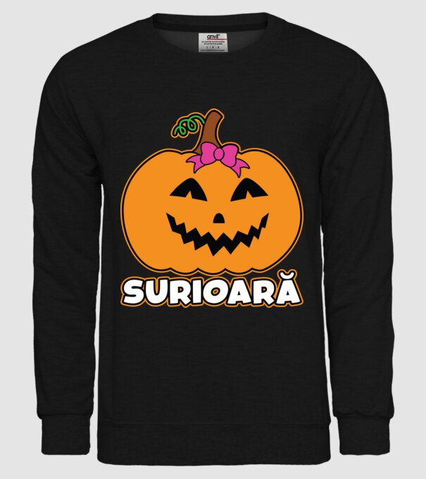 surioară model negru pe tricou