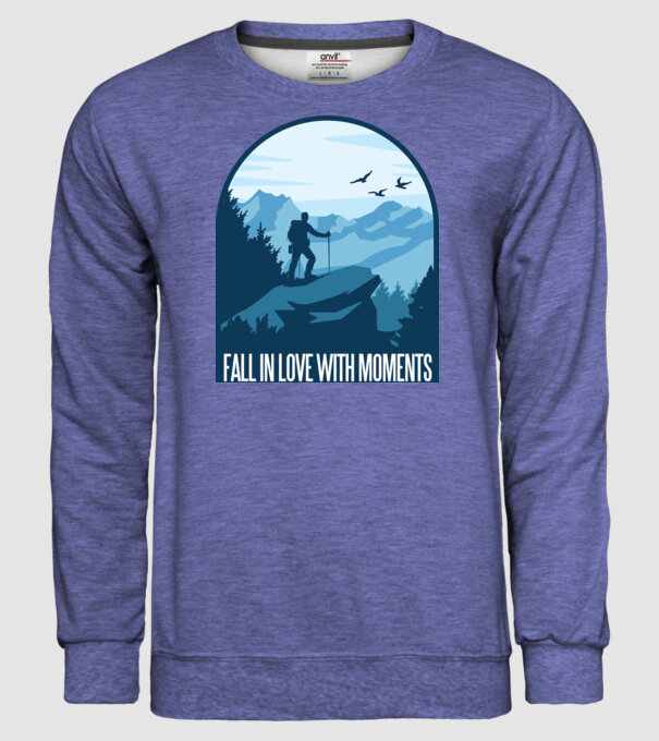 Fall in love with moments model albastru jeanși pe tricou