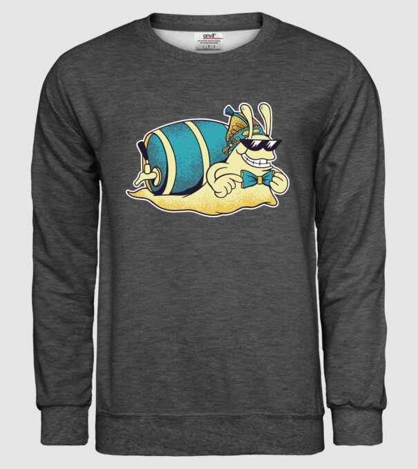 Melc model gri închis pe tricou