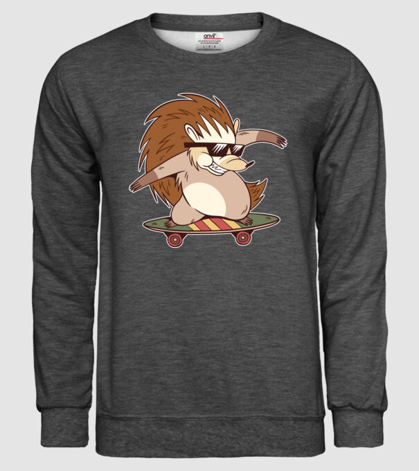 Arici Skateboarder model gri închis pe tricou