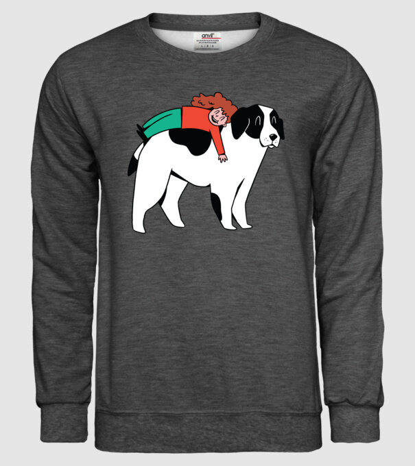 Fetiță cu câine model gri închis pe tricou