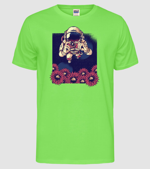 Astronaut Fotograf model verde neon pe tricou