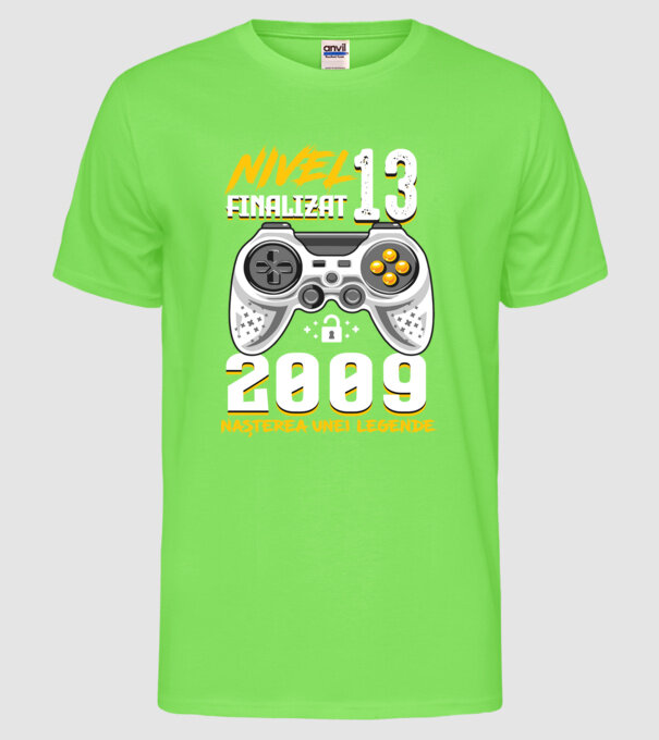Nivel 13 finalizat. 2009 nașterea unei legende model verde neon pe tricou