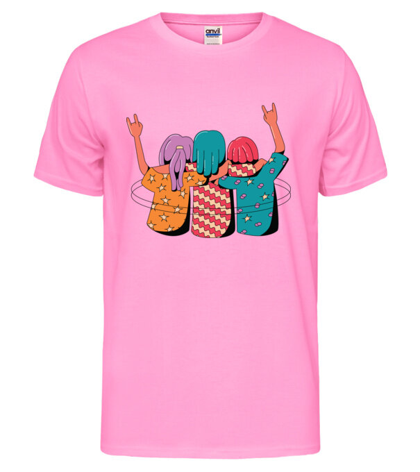  model  pe tricou