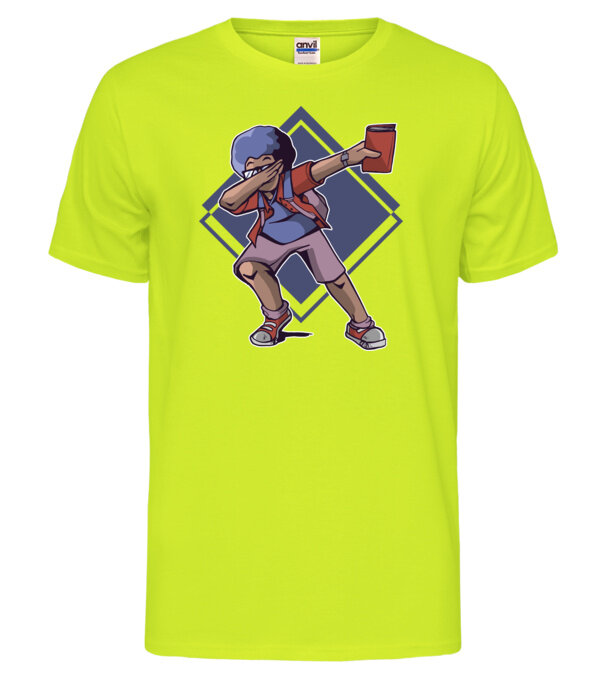  model  pe tricou