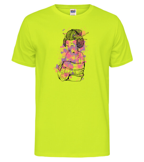  model  pe tricou