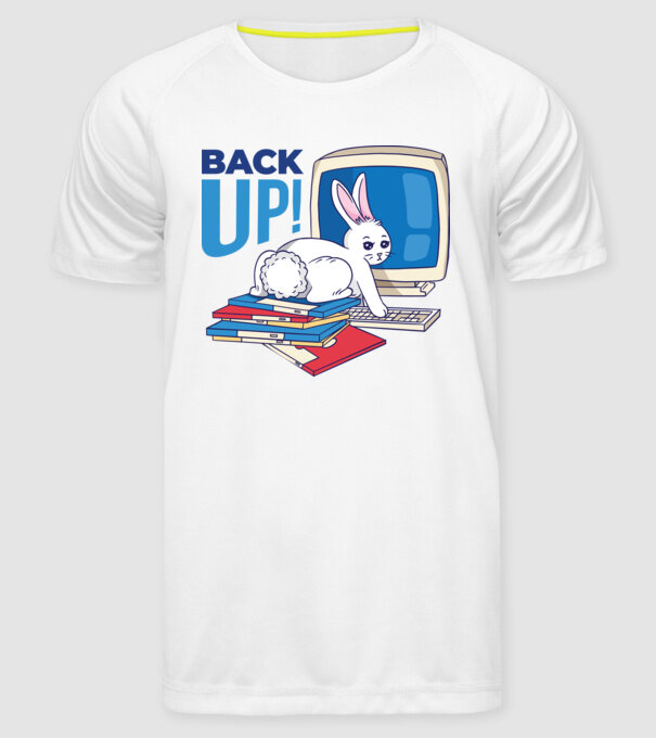 Back up bunny model alb pe tricou