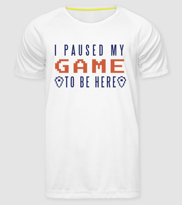 I Paused my game to be here model alb pe tricou