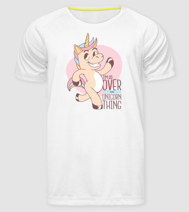 Am trecut de mult peste perioada de Unicorn model alb pe tricou