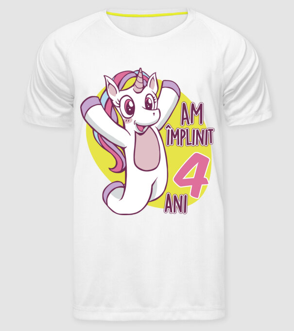 Am împlinit 4 ani model alb pe tricou